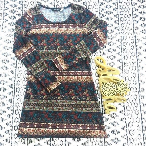 Fun Paisley Print Long Sleeve Dress or Tunic. - Picture 1 of 4